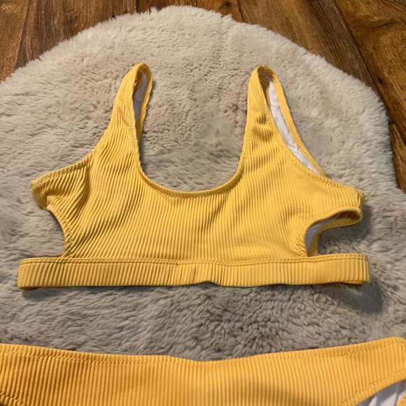 Cupshe Bikini Size Medium Orange Ribbed Side Cut Outs Swimsuit - Picture 2 of 7